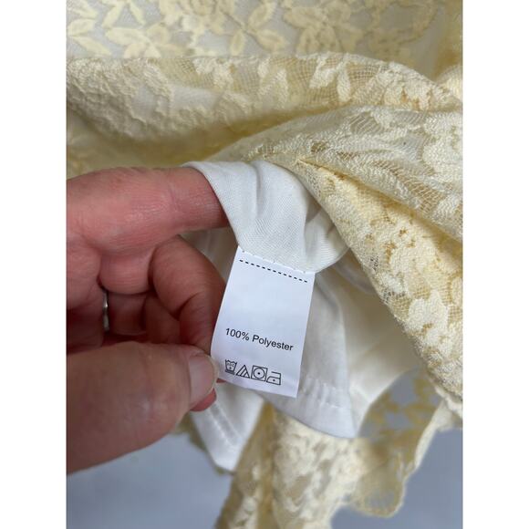 April Girl Cream Lace Special Occasion Dress Girls Size 130 (6) Lined - Picture 3 of 3